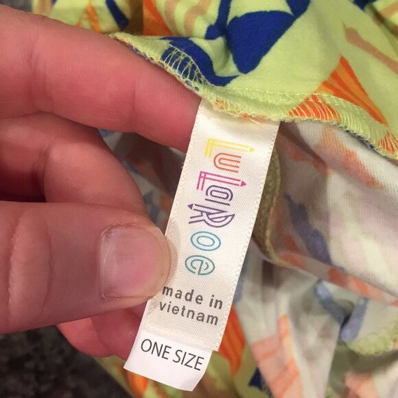 OS NWOT LuLaRoe Leggings H02 4681 - Picture 3 of 3